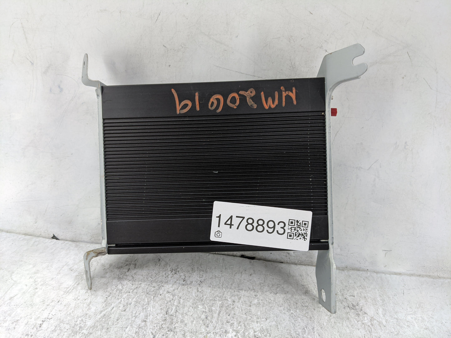 2021-2022 Honda Passport Radio Speaker Amplifier - Oemusedautoparts1.com
