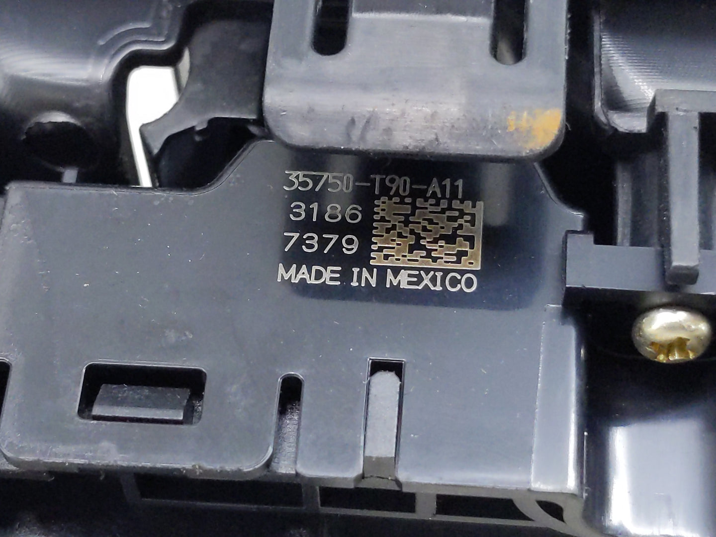 2023 Honda Pilot Master Power Window Switch Replacement Driver Side Left P/N:35750-T90-A11 Fits OEM Used Auto Parts - Oemuse