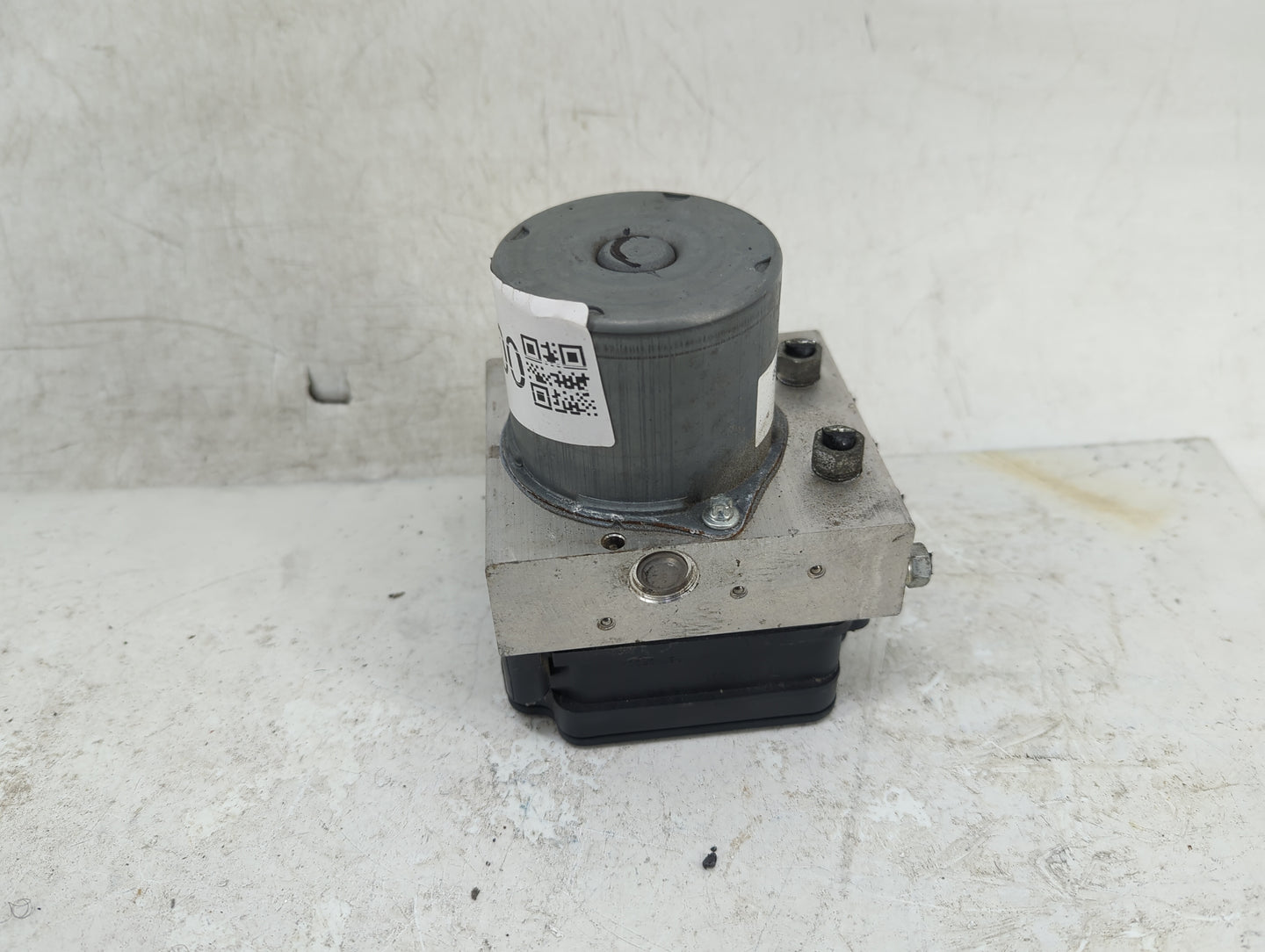 2023 Honda Pilot ABS Pump Control Module Replacement P/N:0265957093 Fits OEM Used Auto Parts - Oemusedautoparts1.com