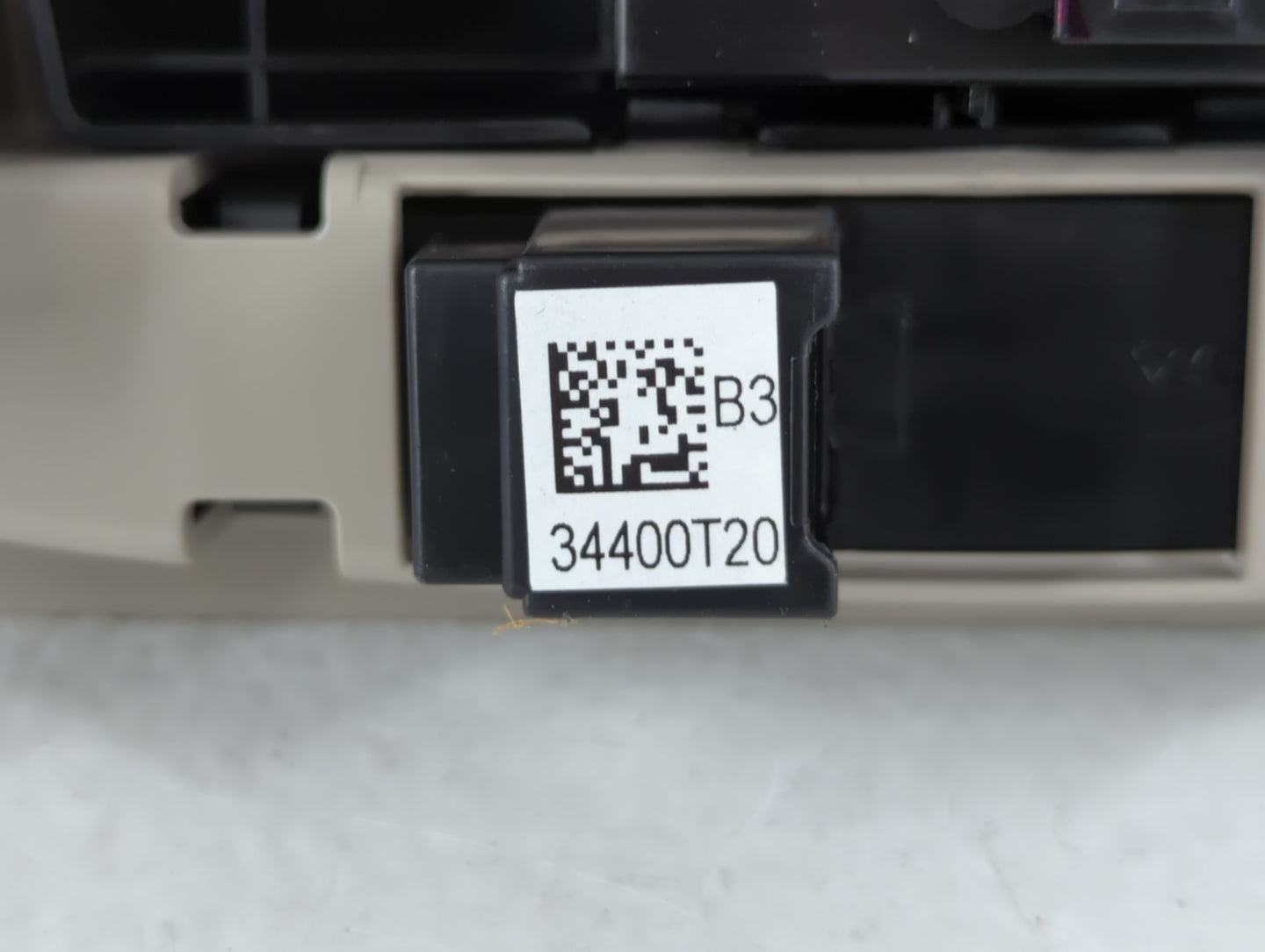 2023 Honda Pilot Overhead Roof Console - Oemusedautoparts1.com