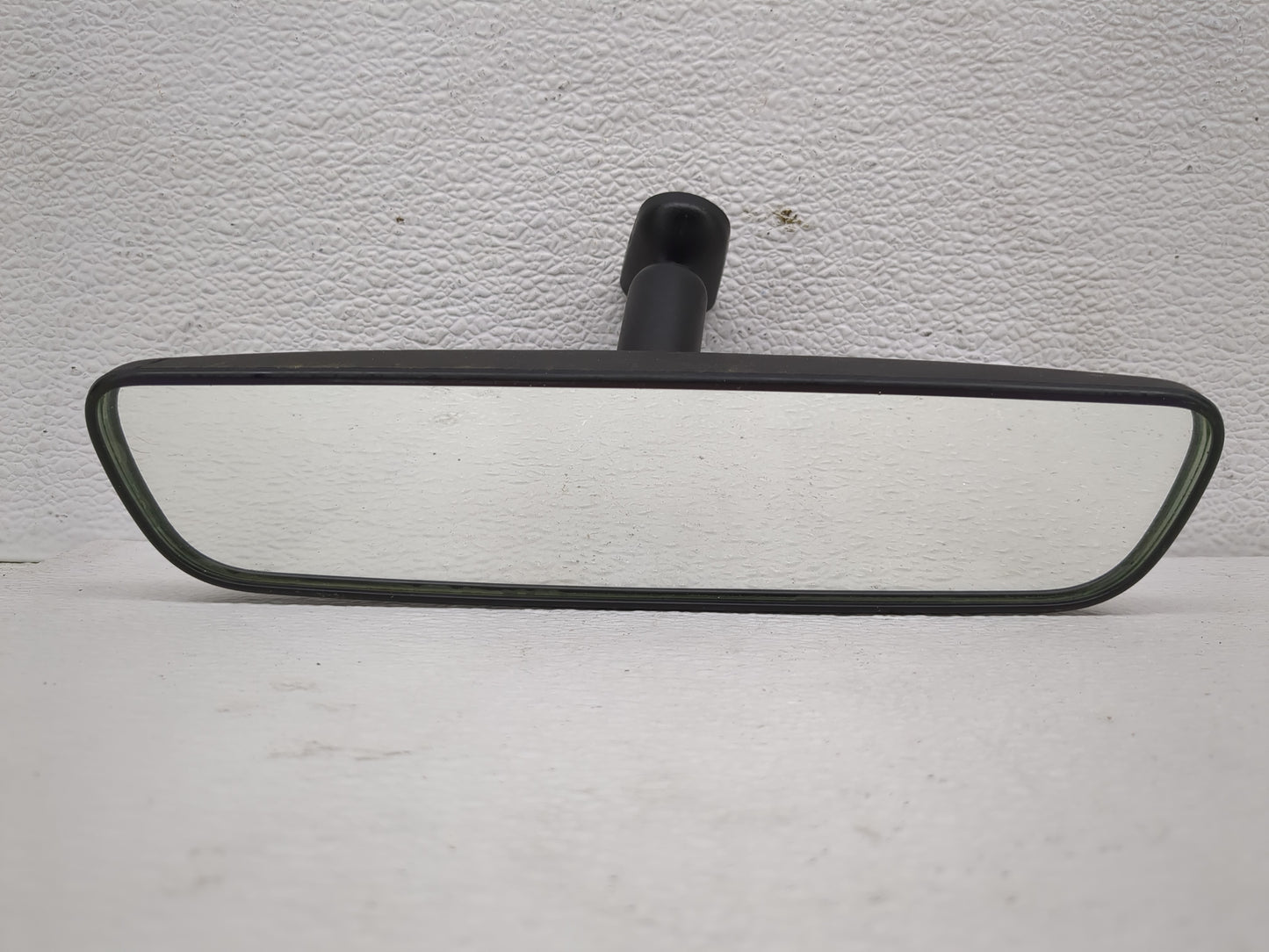 2021-2022 Hyundai Elantra Interior Rear View Mirror Replacement OEM P/N:E11048973 Fits Fits 2020 2021 2022 OEM Used Auto Par