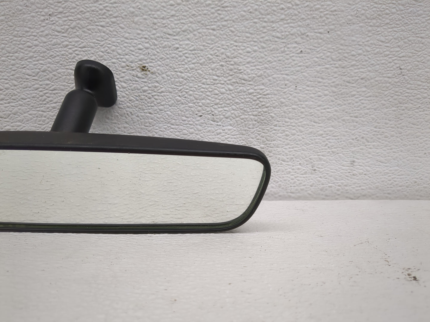 2021-2022 Hyundai Elantra Interior Rear View Mirror Replacement OEM P/N:E11048973 Fits Fits 2020 2021 2022 OEM Used Auto Par