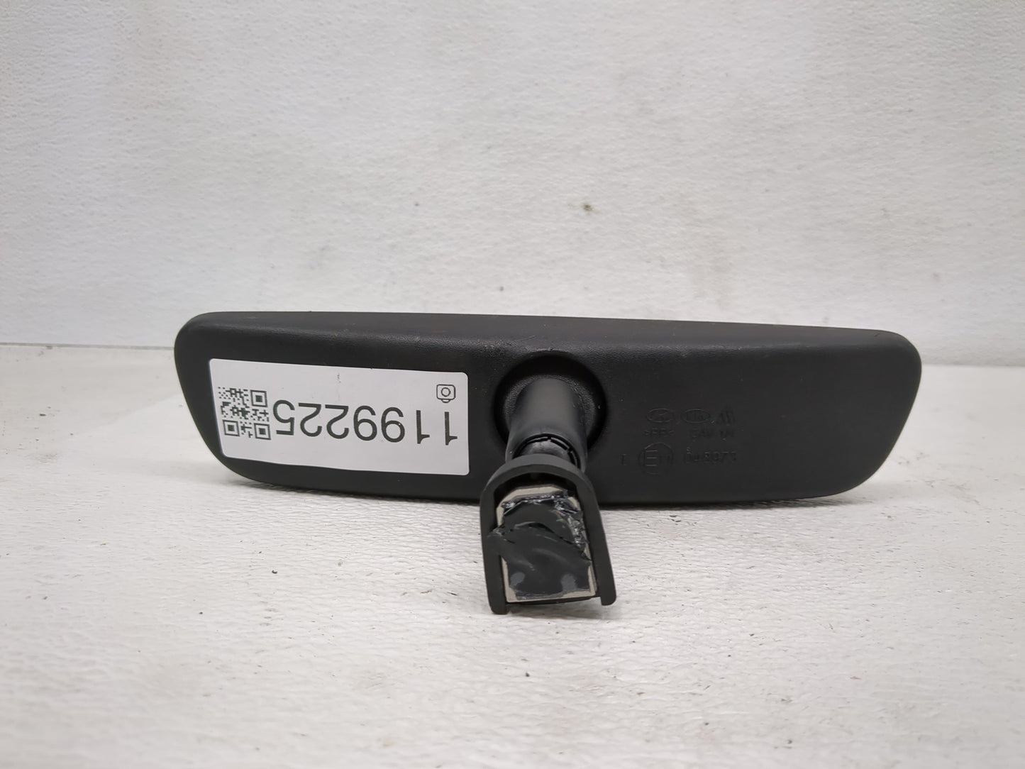 2021-2022 Hyundai Elantra Interior Rear View Mirror Replacement OEM P/N:E11048973 Fits Fits 2020 2021 2022 OEM Used Auto Par