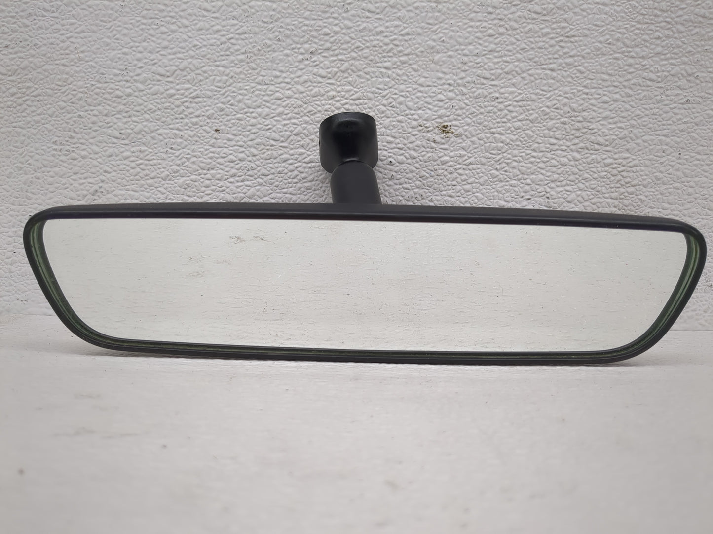 2021-2022 Hyundai Elantra Interior Rear View Mirror Replacement OEM P/N:E11048973 Fits Fits 2020 2021 2022 OEM Used Auto Par
