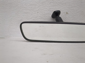 2021-2022 Hyundai Elantra Interior Rear View Mirror Replacement OEM P/N:E11048973 Fits Fits 2020 2021 2022 OEM Used Auto Parts