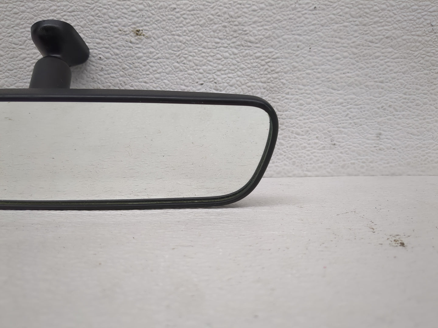2021-2022 Hyundai Elantra Interior Rear View Mirror Replacement OEM P/N:E11048973 Fits Fits 2020 2021 2022 OEM Used Auto Par