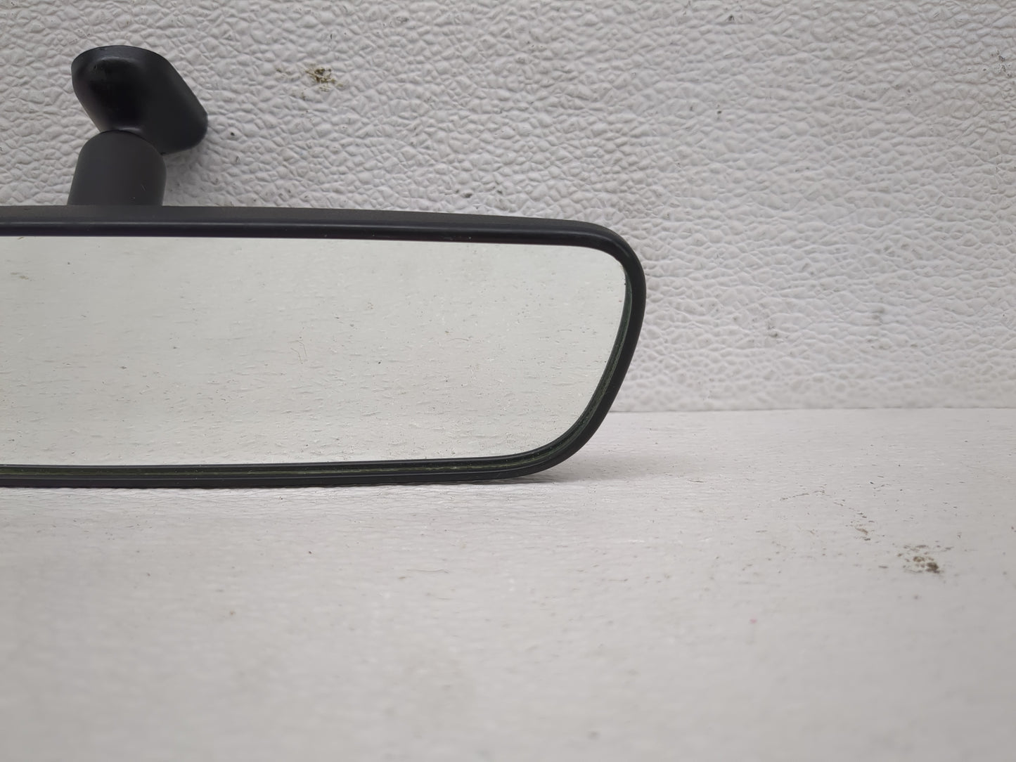 2021-2022 Hyundai Elantra Interior Rear View Mirror Replacement OEM P/N:E11048973 Fits Fits 2020 2021 2022 OEM Used Auto Par