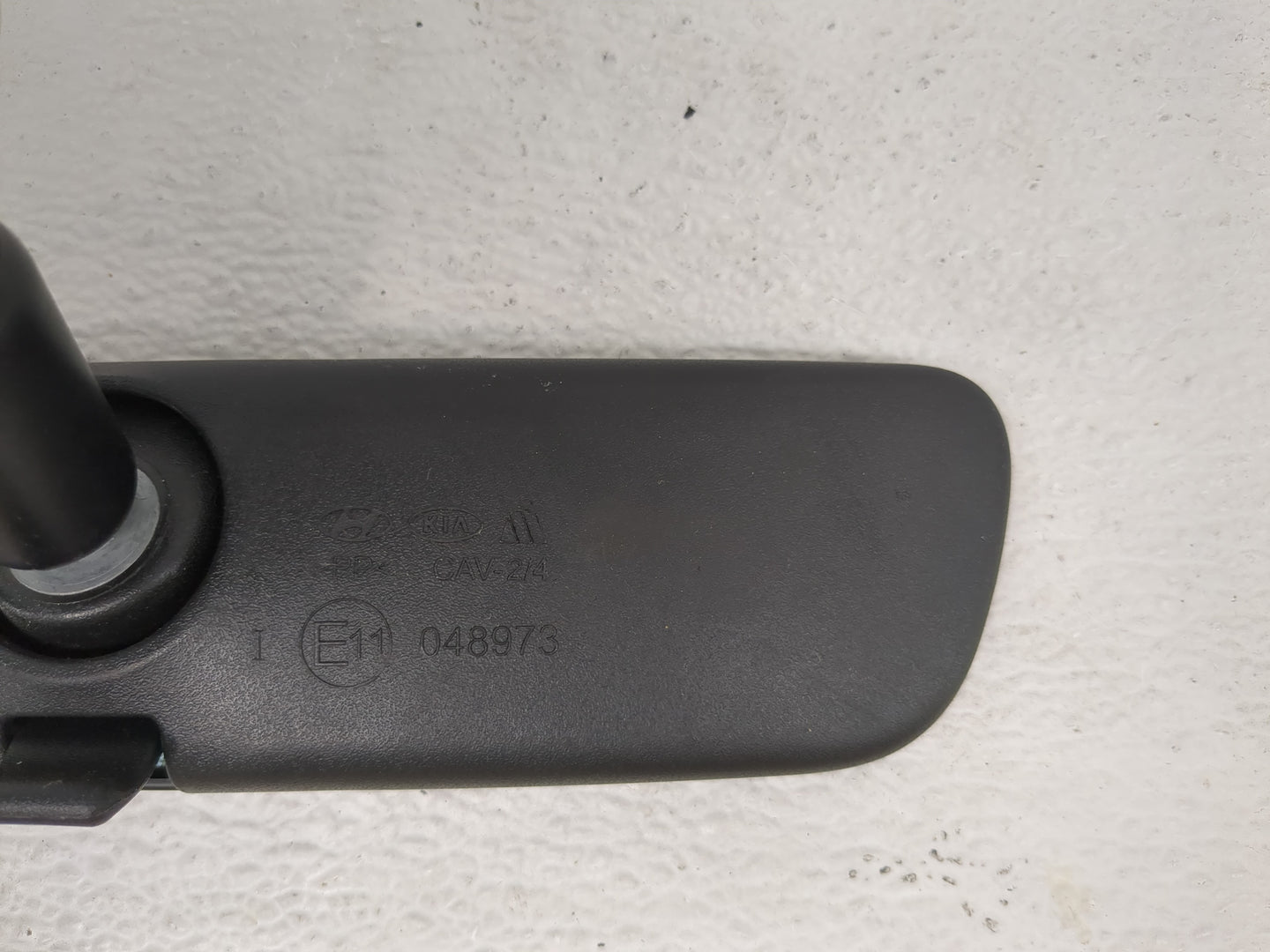 2021-2022 Hyundai Elantra Interior Rear View Mirror Replacement OEM P/N:E11048973 Fits Fits 2020 2021 2022 OEM Used Auto Par