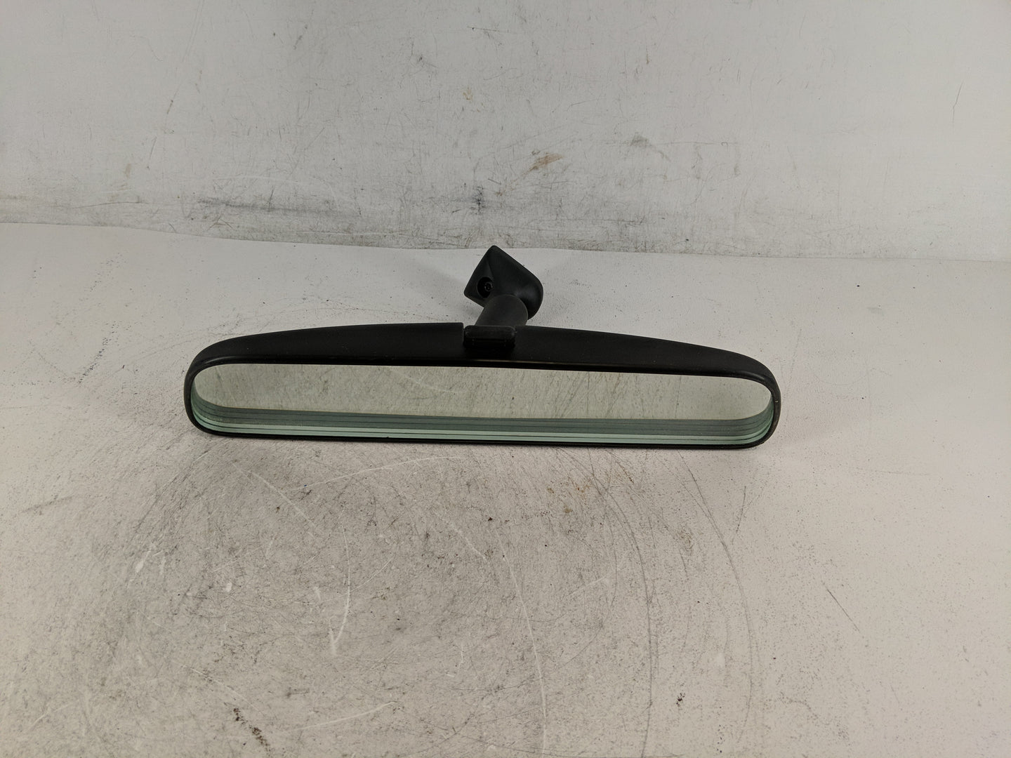 2021-2022 Hyundai Elantra Interior Rear View Mirror Replacement OEM Fits Fits 2020 2021 2022 OEM Used Auto Parts - Oemusedau
