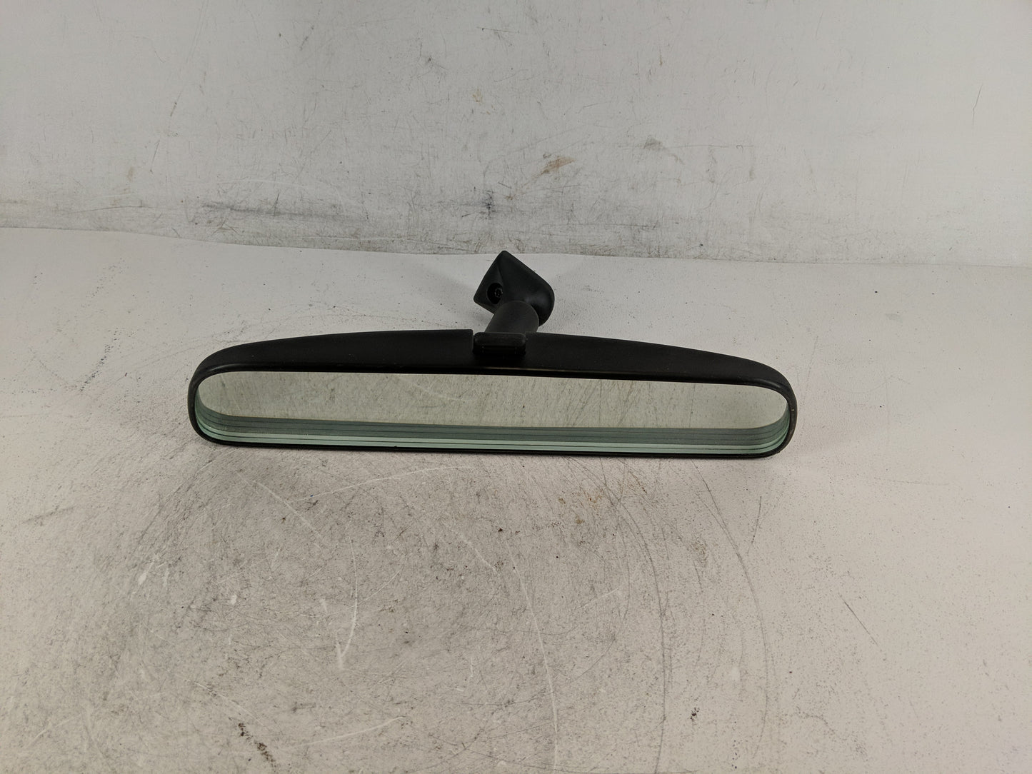 2021-2022 Hyundai Elantra Interior Rear View Mirror Replacement OEM Fits Fits 2020 2021 2022 OEM Used Auto Parts - Oemusedau