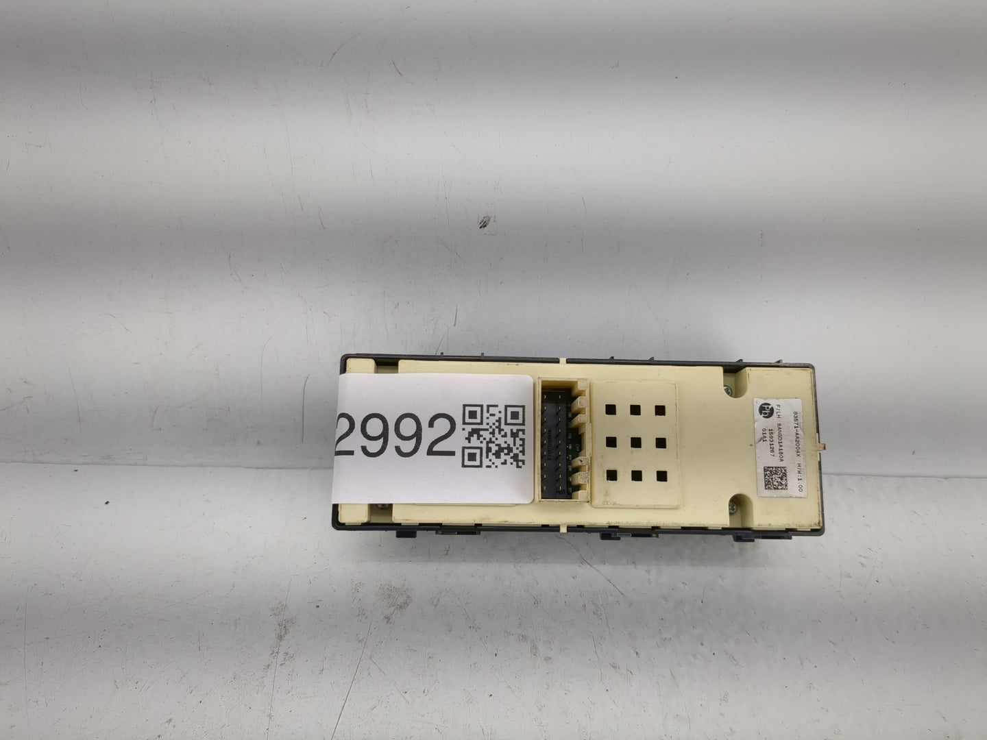 2021-2022 Hyundai Elantra Master Power Window Switch Replacement Driver Side Left P/N:93571-AA2004X Fits Fits 2021 2022 OEM 