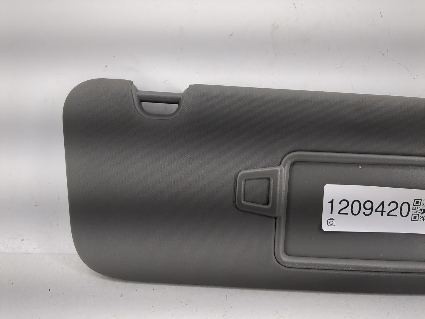 2023 Hyundai Elantra Sun Visor Shade Replacement Passenger Right Mirror Fits OEM Used Auto Parts - Oemusedautoparts1.com