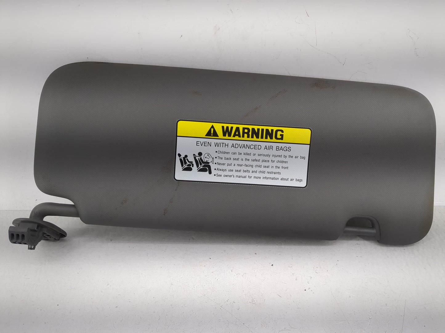 2023 Hyundai Elantra Sun Visor Shade Replacement Driver Left Mirror Fits OEM Used Auto Parts - Oemusedautoparts1.com