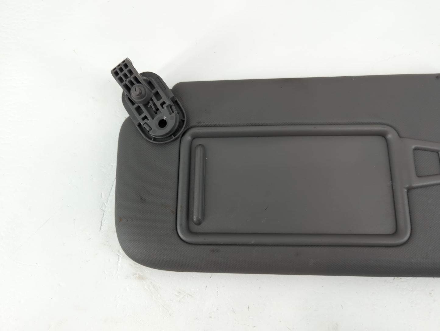 2021-2022 Hyundai Elantra Sun Visor Shade Replacement Driver Left Mirror Fits Fits 2021 2022 OEM Used Auto Parts - Oemusedau