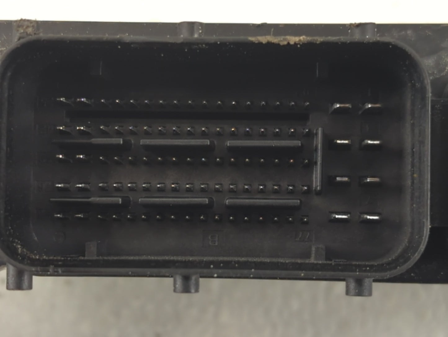 2021-2022 Hyundai Elantra PCM Engine Control Computer ECU ECM PCU OEM P/N:39121-2MCN2 Fits Fits 2021 2022 OEM Used Auto Part