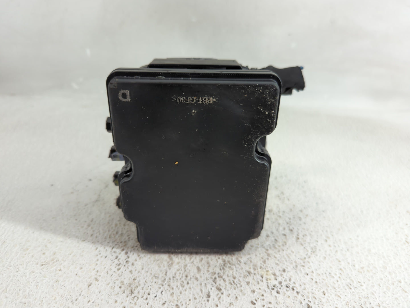 2021-2022 Hyundai Elantra ABS Pump Control Module Replacement P/N:61589-41600 Fits Fits 2021 2022 OEM Used Auto Parts - Oemu