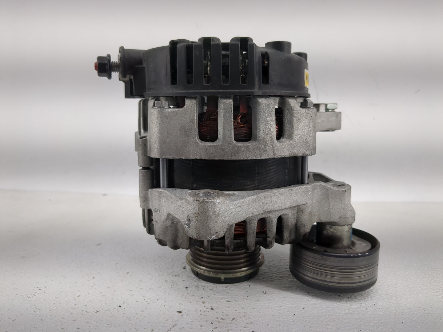 2021-2022 Hyundai Elantra Alternator Replacement Generator Charging Assembly Engine OEM P/N:279496 37300-2J355 Fits Fits 202