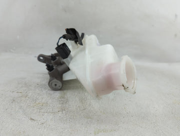 2023 Hyundai Elantra Brake Master Cylinder