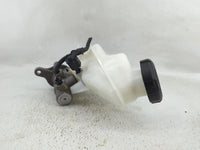 2023 Hyundai Elantra Brake Master Cylinder 1277637 - Oemusedautoparts1.com