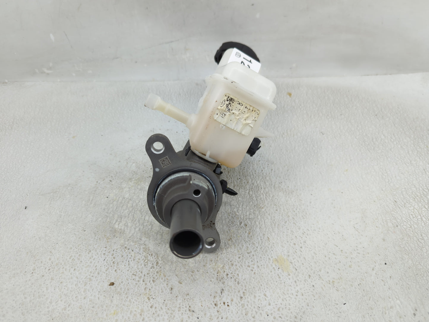 2023 Hyundai Elantra Brake Master Cylinder 1277859 - Oemusedautoparts1.com
