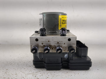 2021-2022 Hyundai Elantra ABS Pump Control Module Replacement P/N:58900-AA500 61589-41600 Fits Fits 2021 2022 OEM Used Auto 