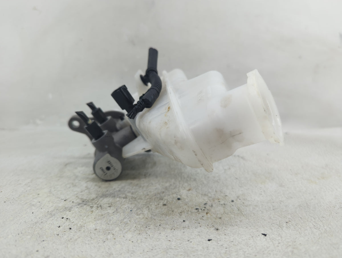 Hyundai Elantra Power Brake Booster Oem 1290507 - Oemusedautoparts1.com