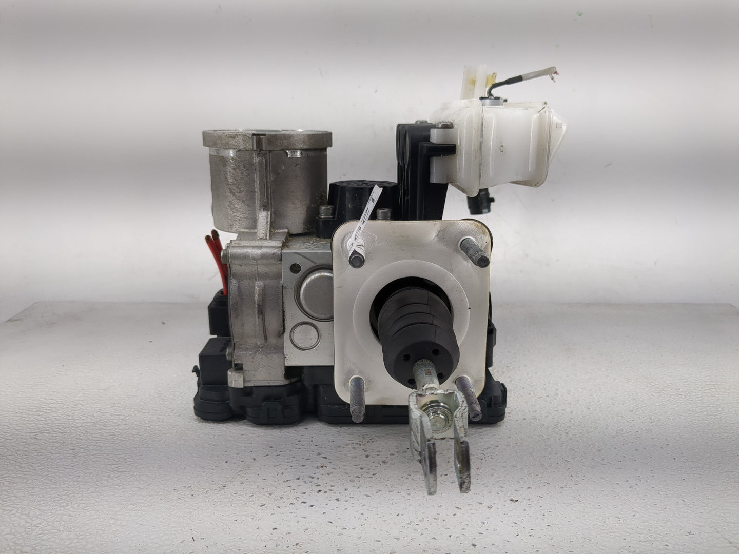 2021-2022 Hyundai Elantra ABS Pump Control Module Replacement P/N:BA60002010 Fits Fits 2021 2022 OEM Used Auto Parts - Oemus