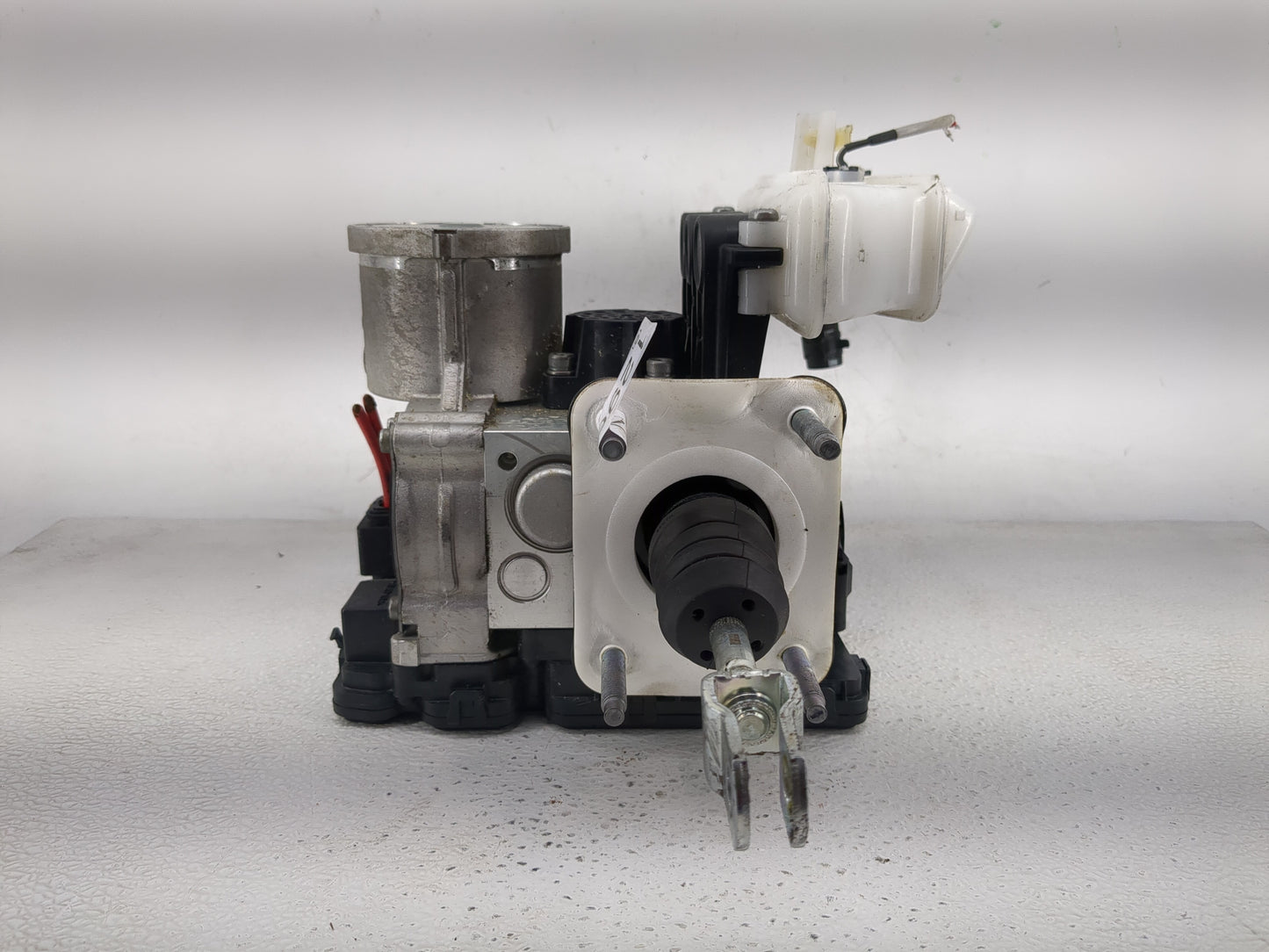 2021-2022 Hyundai Elantra ABS Pump Control Module Replacement P/N:BA60002010 Fits Fits 2021 2022 OEM Used Auto Parts - Oemus