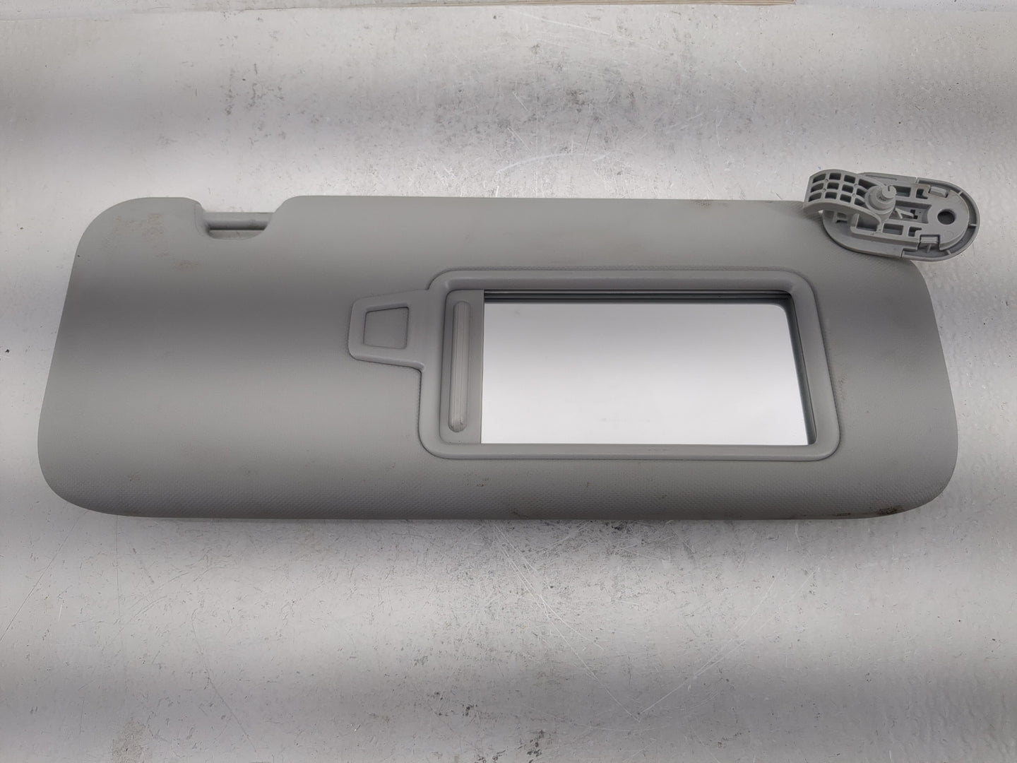 2023 Hyundai Elantra Sun Visor Shade Replacement Passenger Right Mirror Fits OEM Used Auto Parts - Oemusedautoparts1.com