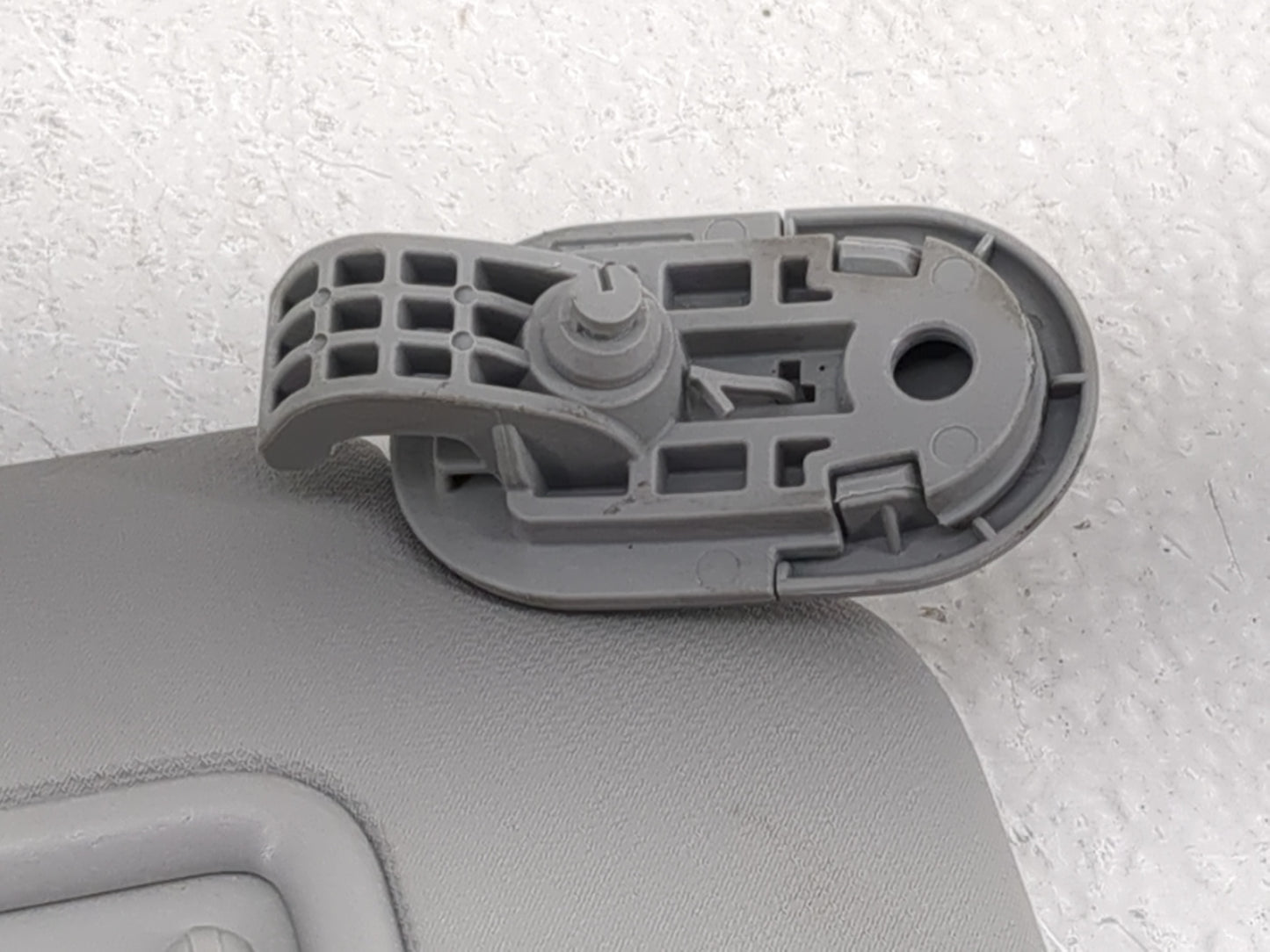 2023 Hyundai Elantra Sun Visor Shade Replacement Passenger Right Mirror Fits OEM Used Auto Parts - Oemusedautoparts1.com
