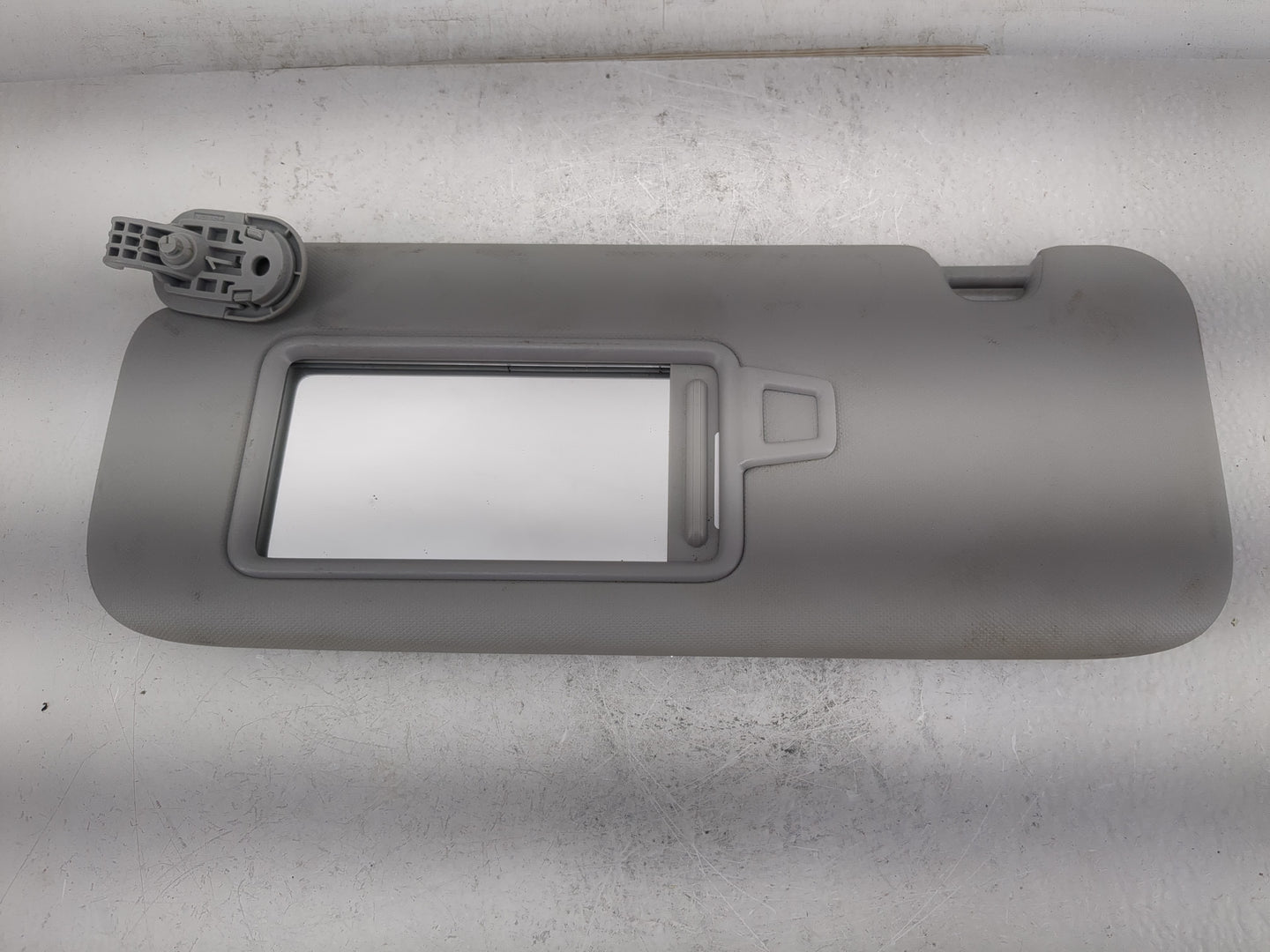2023 Hyundai Elantra Sun Visor Shade Replacement Driver Left Mirror Fits OEM Used Auto Parts - Oemusedautoparts1.com
