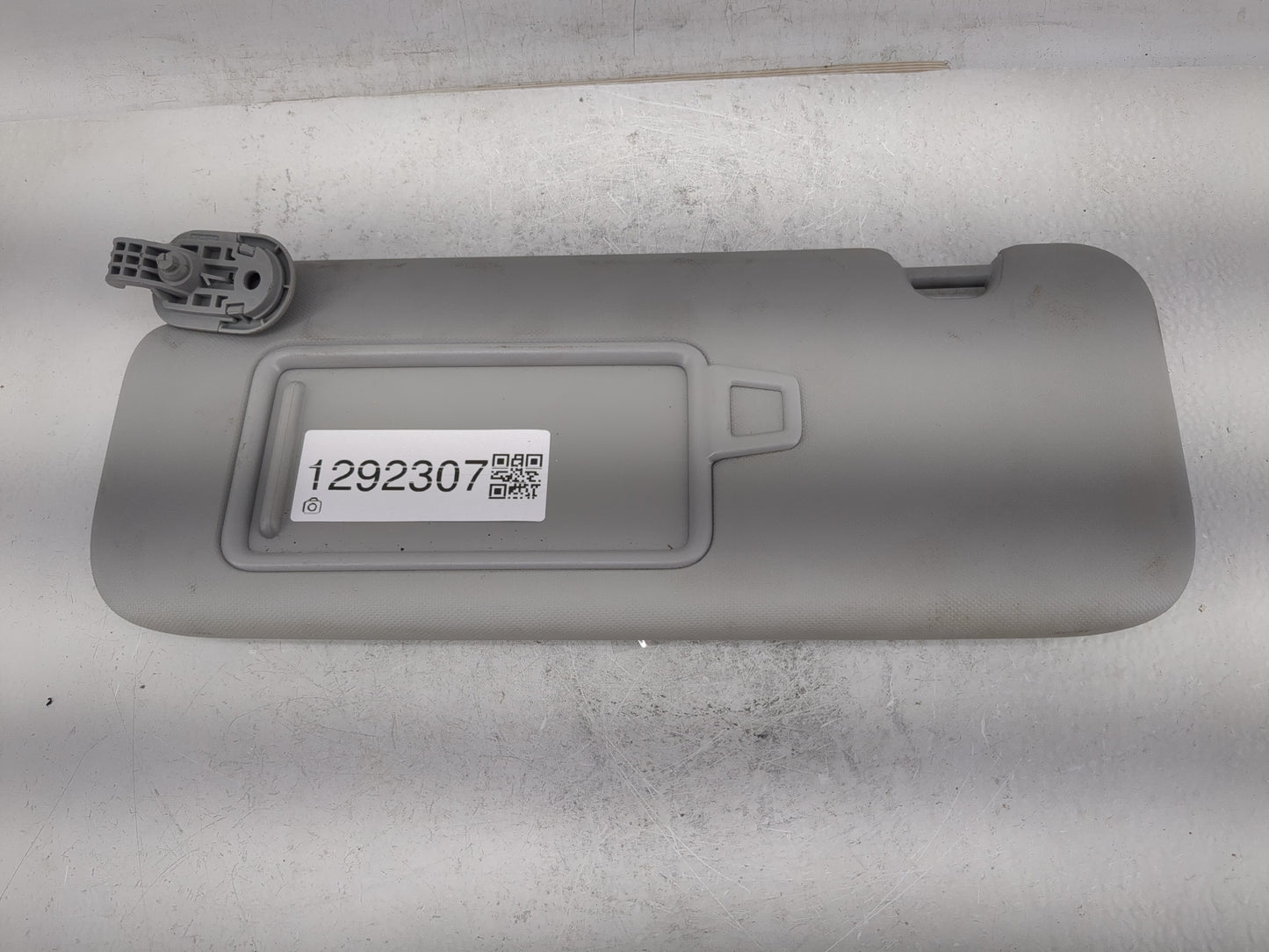 2023 Hyundai Elantra Sun Visor Shade Replacement Driver Left Mirror Fits OEM Used Auto Parts - Oemusedautoparts1.com