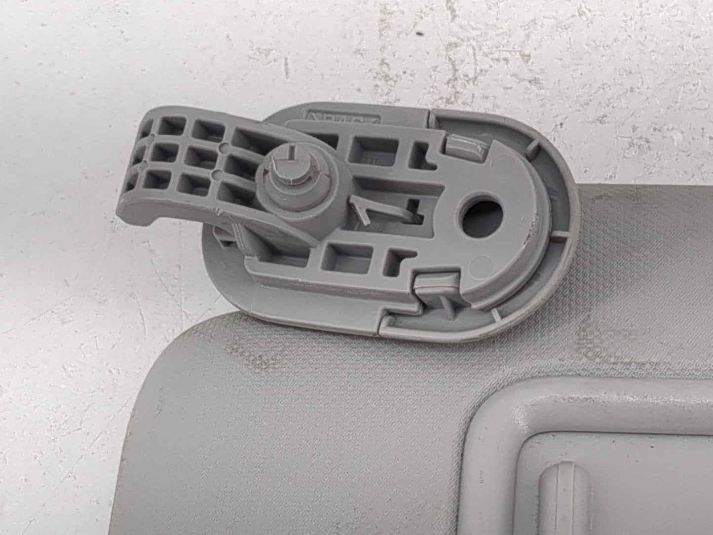 2023 Hyundai Elantra Sun Visor Shade Replacement Driver Left Mirror Fits OEM Used Auto Parts - Oemusedautoparts1.com