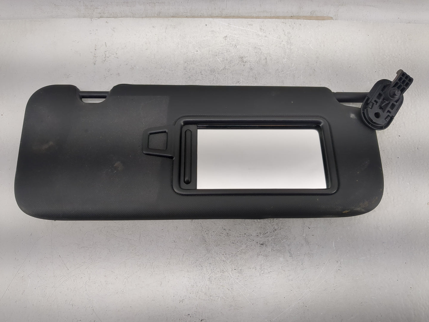 2021-2022 Hyundai Elantra Sun Visor Shade Replacement Passenger Right Mirror Fits Fits 2021 2022 OEM Used Auto Parts - Oemus