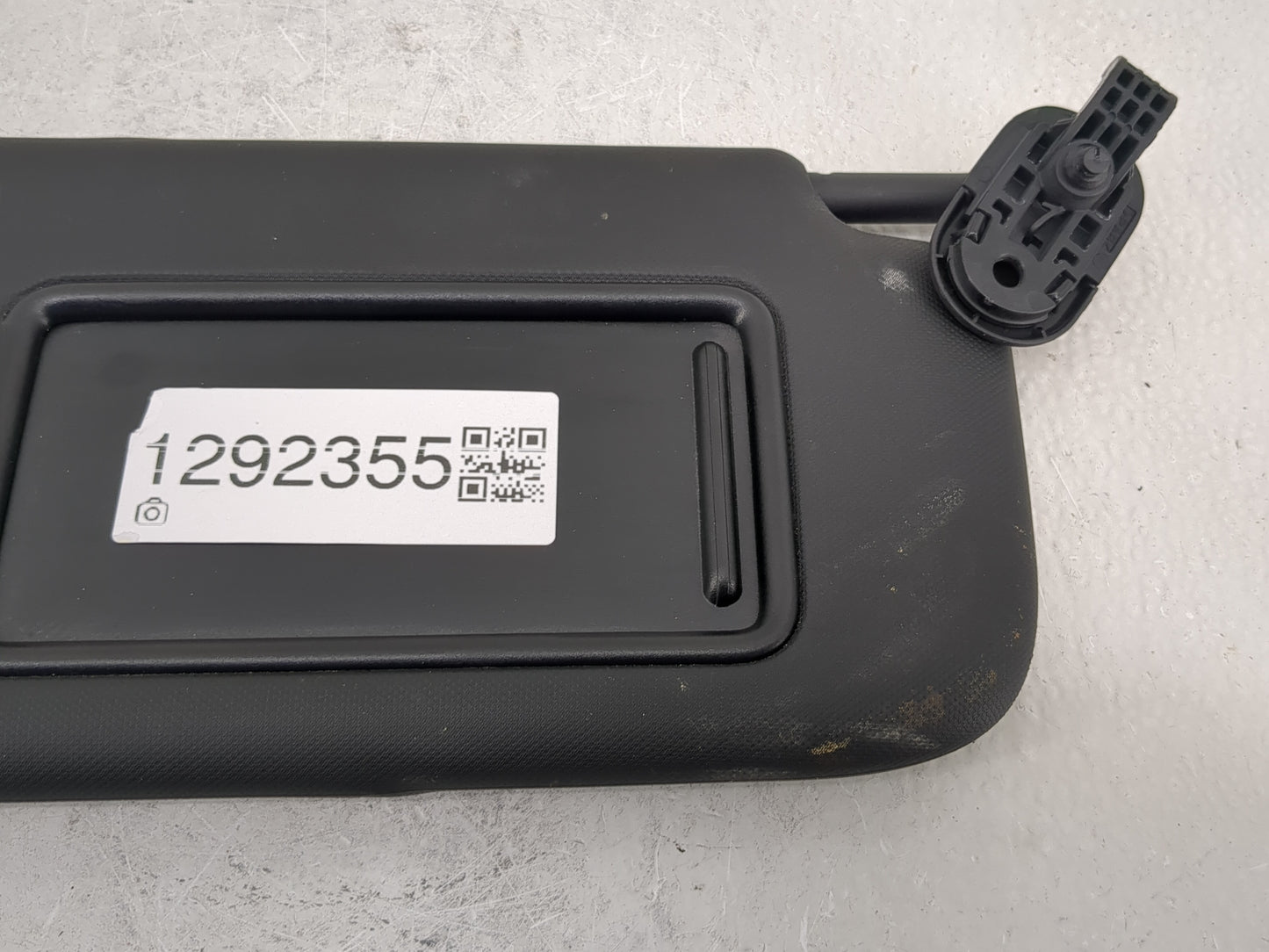 2021-2022 Hyundai Elantra Sun Visor Shade Replacement Passenger Right Mirror Fits Fits 2021 2022 OEM Used Auto Parts - Oemus