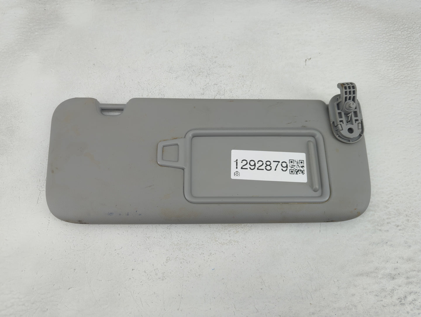 2023 Hyundai Elantra Sun Visor Shade Replacement Passenger Right Mirror Fits OEM Used Auto Parts - Oemusedautoparts1.com