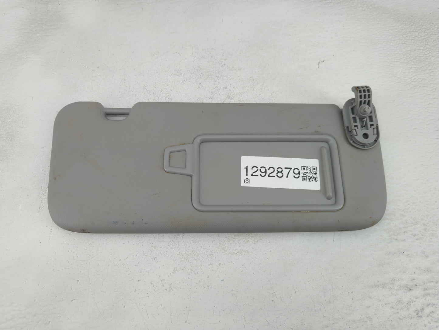 2023 Hyundai Elantra Sun Visor Shade Replacement Passenger Right Mirror Fits OEM Used Auto Parts - Oemusedautoparts1.com