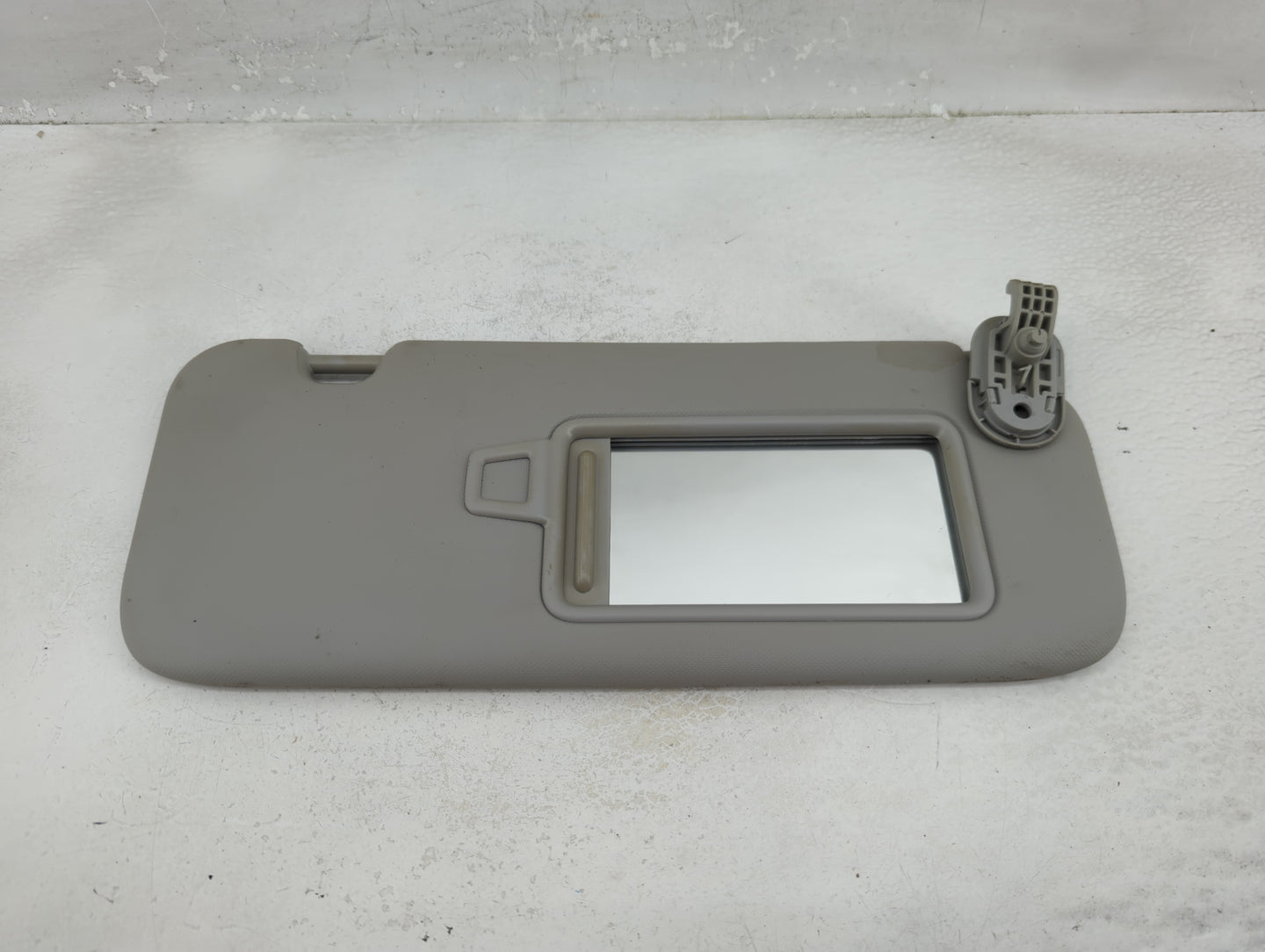 2021-2022 Hyundai Elantra Sun Visor Shade Replacement Passenger Right Mirror Fits Fits 2021 2022 OEM Used Auto Parts - Oemus