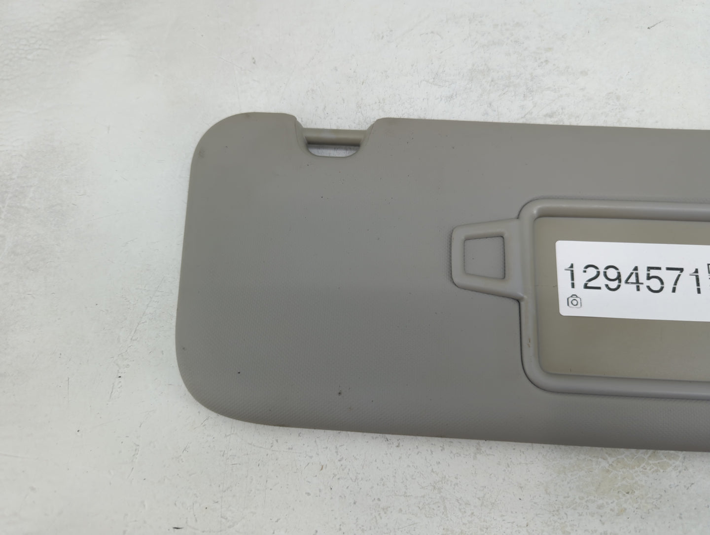 2021-2022 Hyundai Elantra Sun Visor Shade Replacement Passenger Right Mirror Fits Fits 2021 2022 OEM Used Auto Parts - Oemus