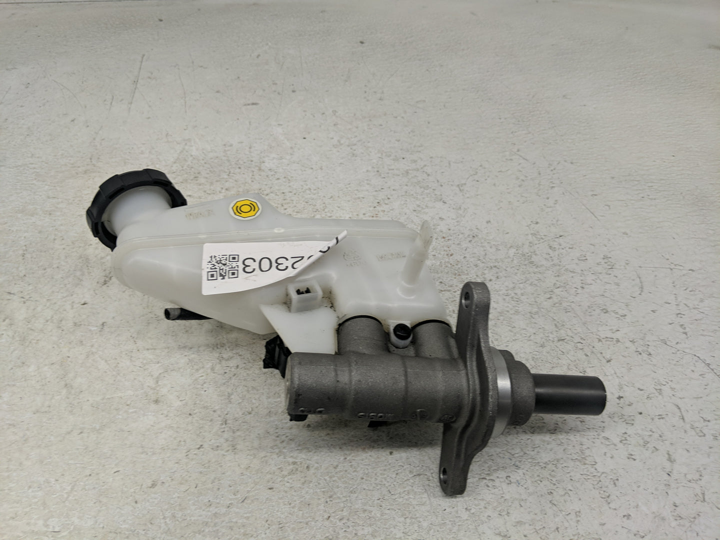 2023 Hyundai Elantra Brake Master Cylinder 1302303 - Oemusedautoparts1.com
