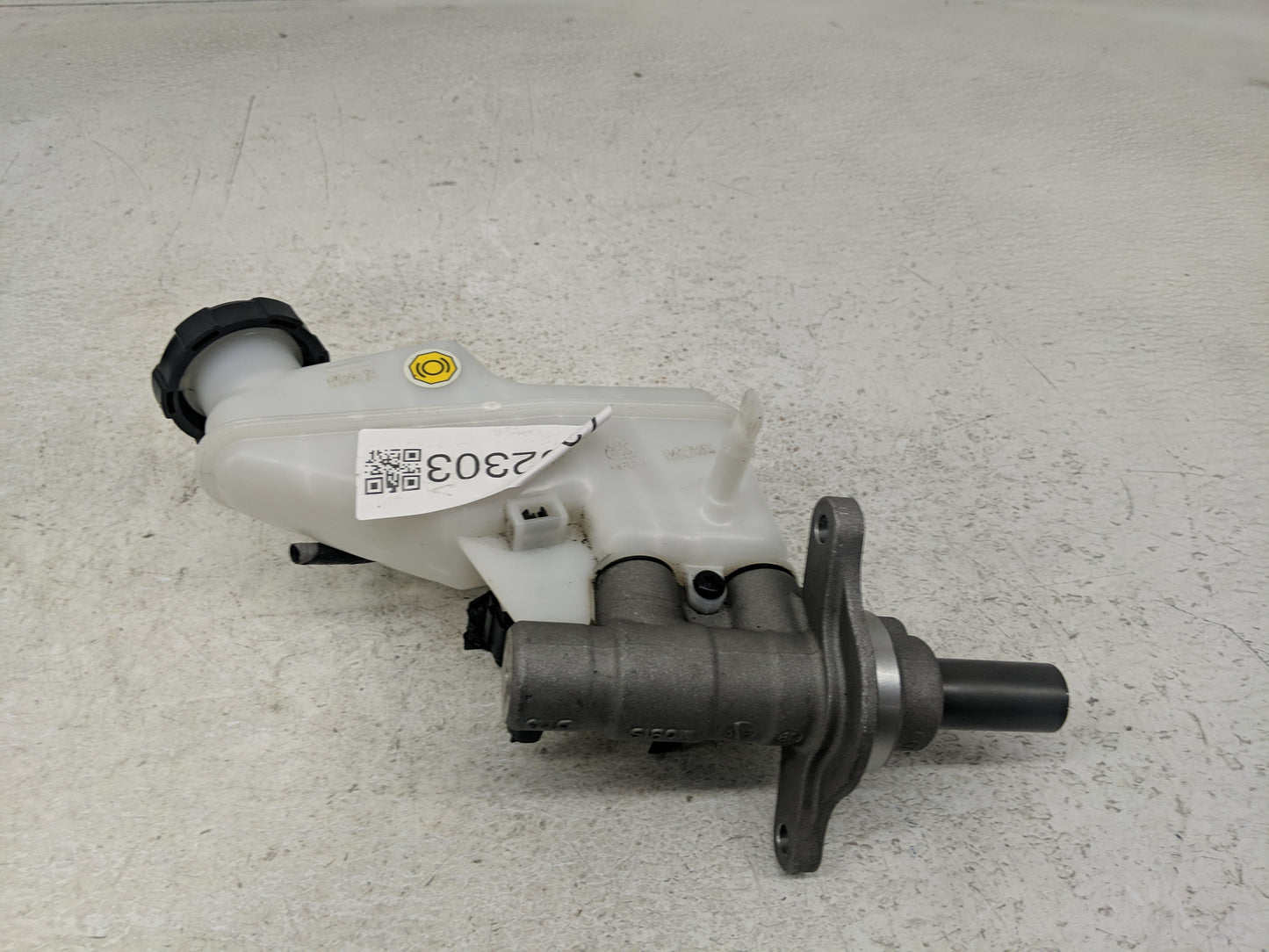 2023 Hyundai Elantra Brake Master Cylinder 1302303 - Oemusedautoparts1.com