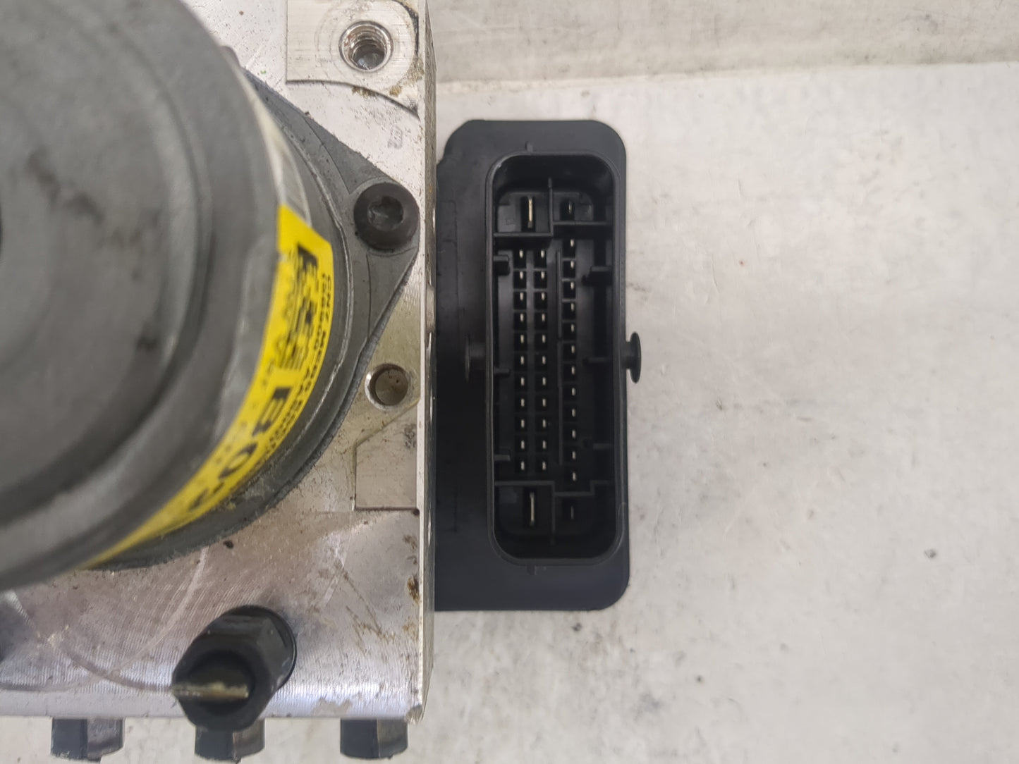 2021-2022 Hyundai Elantra ABS Pump Control Module Replacement P/N:AA589-20500 58910-AA500, 58900-AA500 Fits Fits 2021 2022 O