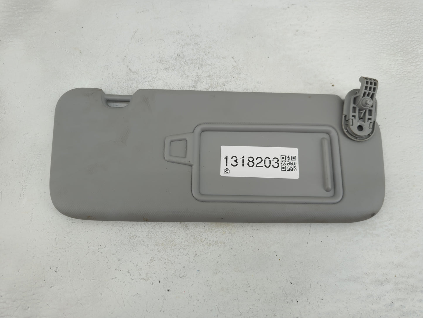 2021-2022 Hyundai Elantra Sun Visor Shade Replacement Passenger Right Mirror Fits Fits 2021 2022 OEM Used Auto Parts - Oemus