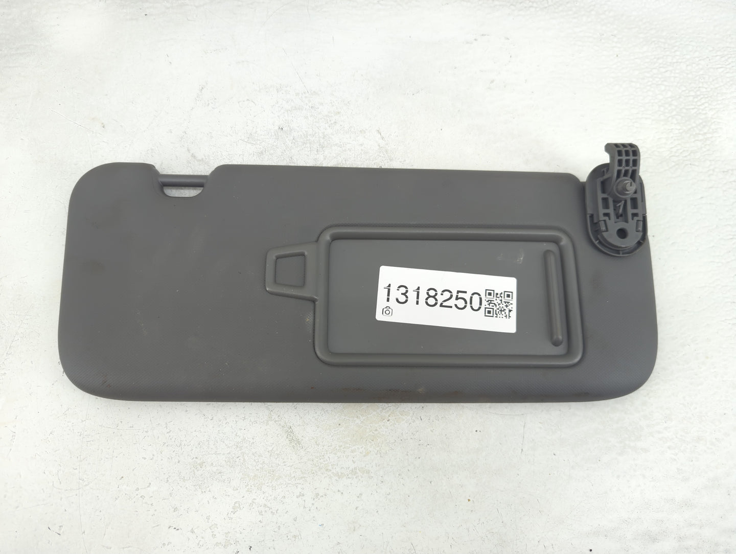 2021-2022 Hyundai Elantra Sun Visor Shade Replacement Passenger Right Mirror Fits Fits 2021 2022 OEM Used Auto Parts - Oemus