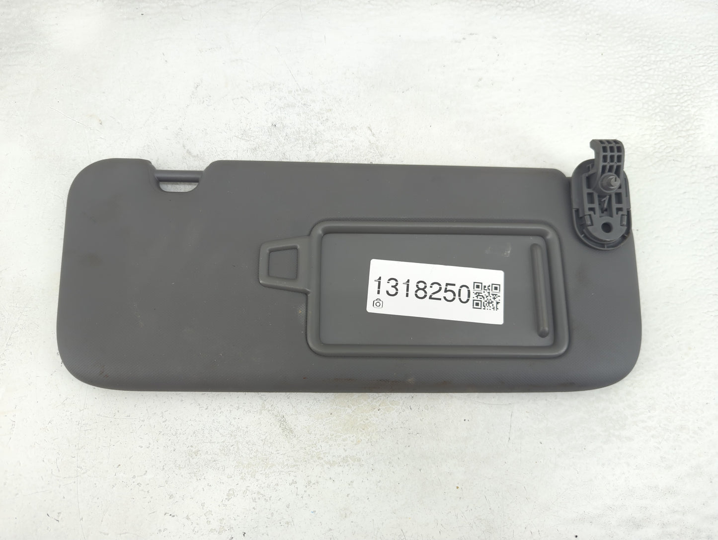 2021-2022 Hyundai Elantra Sun Visor Shade Replacement Passenger Right Mirror Fits Fits 2021 2022 OEM Used Auto Parts - Oemus