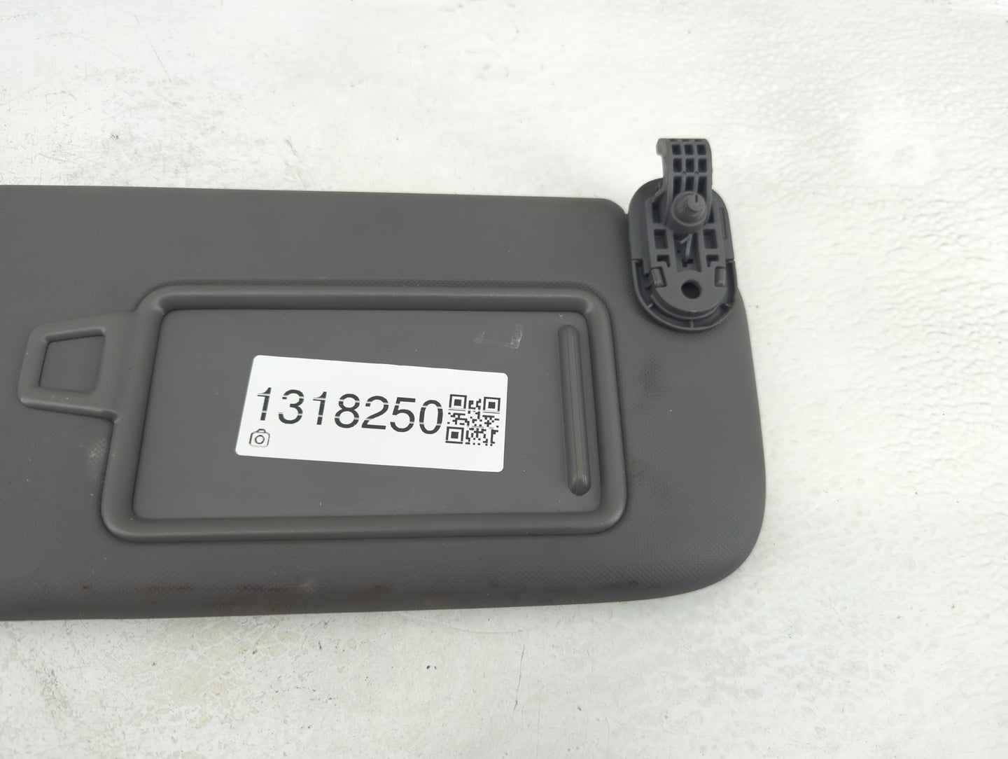 2021-2022 Hyundai Elantra Sun Visor Shade Replacement Passenger Right Mirror Fits Fits 2021 2022 OEM Used Auto Parts - Oemus
