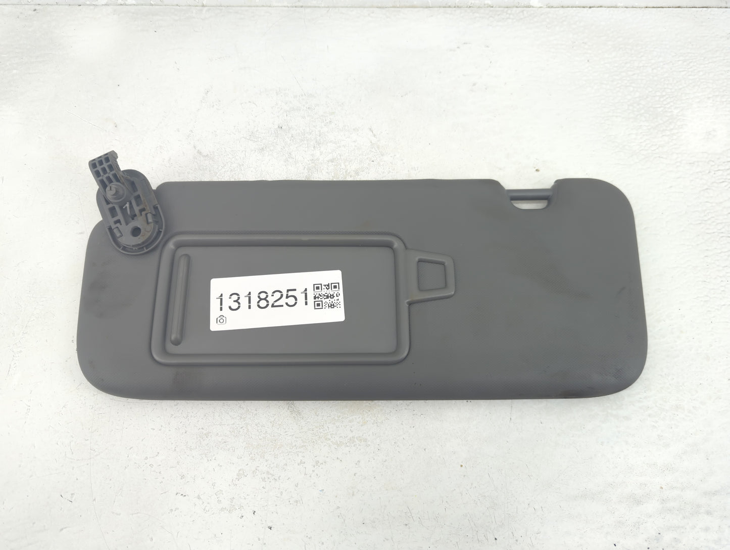 2021-2022 Hyundai Elantra Sun Visor Shade Replacement Driver Left Mirror Fits Fits 2021 2022 OEM Used Auto Parts - Oemusedau