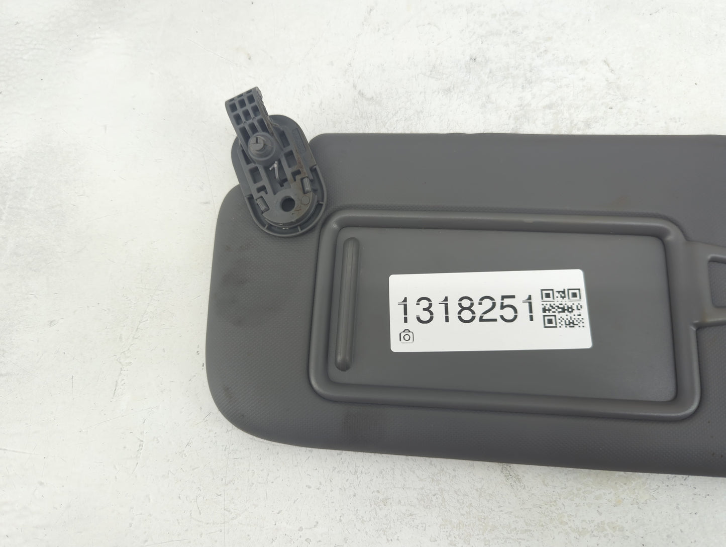 2021-2022 Hyundai Elantra Sun Visor Shade Replacement Driver Left Mirror Fits Fits 2021 2022 OEM Used Auto Parts - Oemusedau