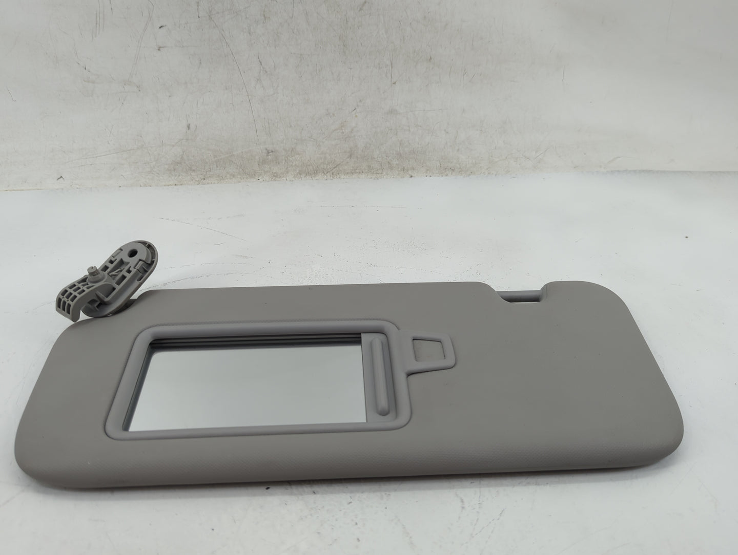 2021-2022 Hyundai Elantra Sun Visor Shade Replacement Driver Left Mirror Fits Fits 2021 2022 OEM Used Auto Parts - Oemusedau