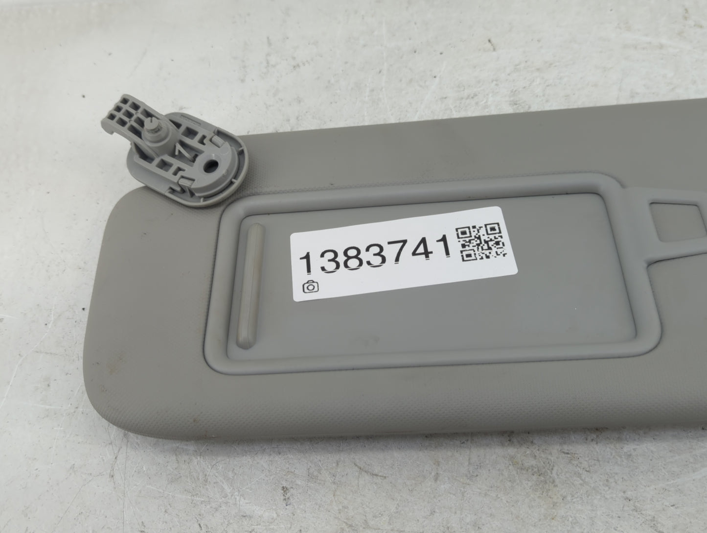 2021-2022 Hyundai Elantra Sun Visor Shade Replacement Driver Left Mirror Fits Fits 2021 2022 OEM Used Auto Parts - Oemusedau
